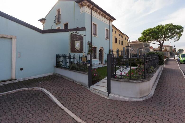 Bed & Breakfast Talamo Di Corte Serena Morando