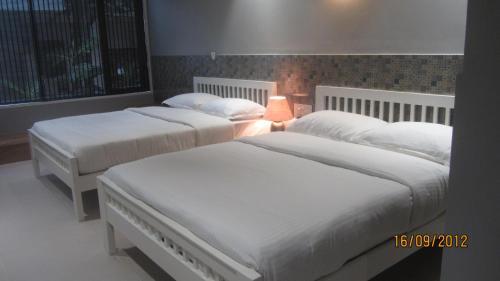 Hotel Sixteen Degrees North