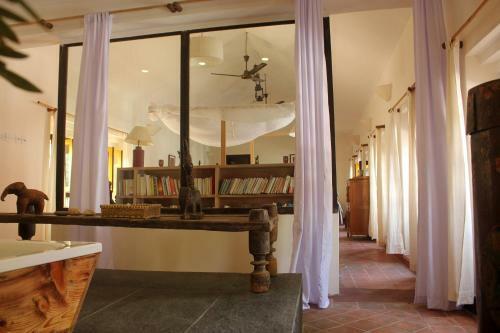 Hotel 3 Rooms By The Paulines