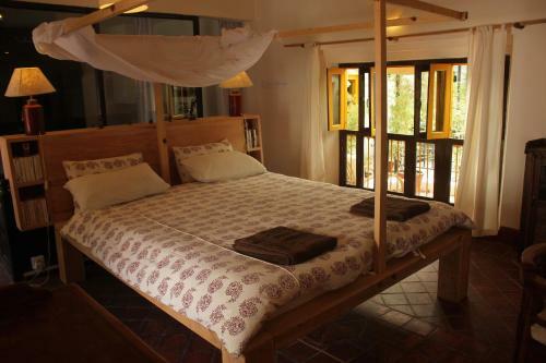 Hotel 3 Rooms By The Paulines