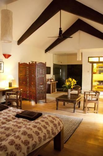 Hotel 3 Rooms By The Paulines