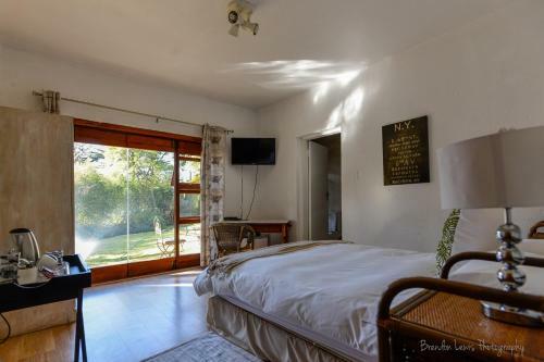 Bed & Breakfast 50 On Shepherd Boutique Guest House