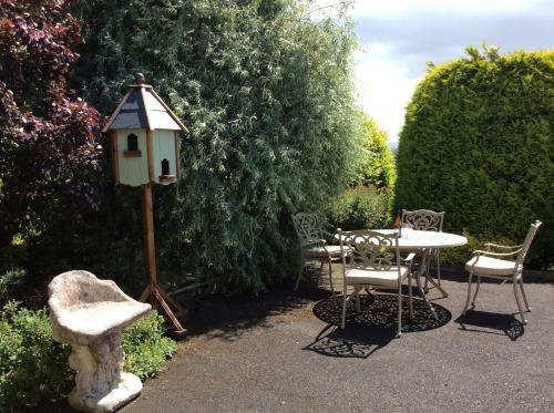 Bed & Breakfast Hollymount House