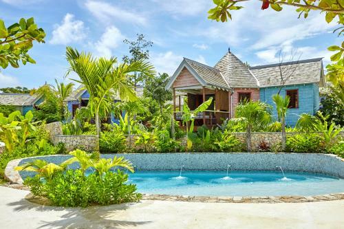 Hotel Golden Eye