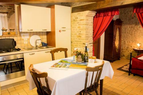 Agroturismo Al Castello Di Montalfoglio