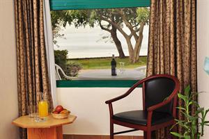 Hotel Ein Gev Holiday Resort