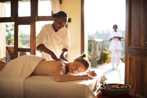 Hotel Exploreans Ngorongoro Lodge - All Inclusive
