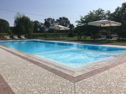 Hostal Agriturismo La Cascinetta
