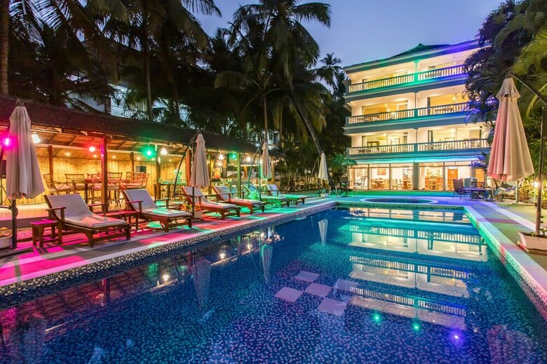 Hotel Safira River Front Resort