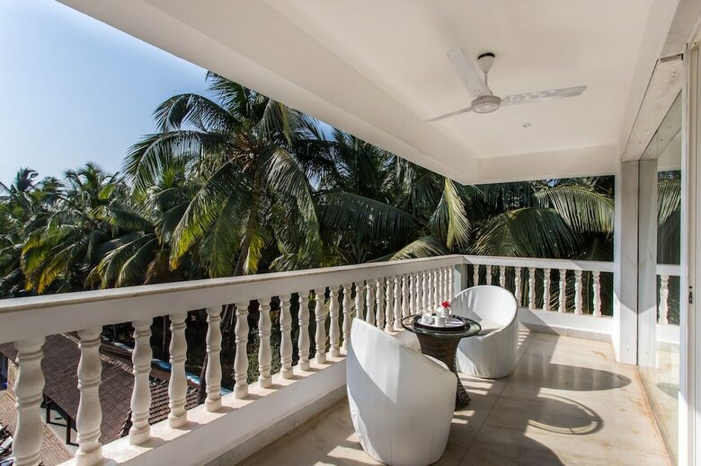 Hotel Safira River Front Resort