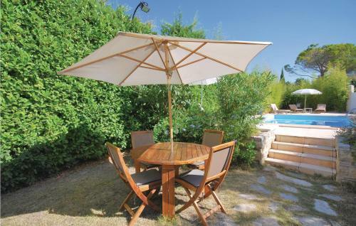 Holiday Home All�e Des Lavandins