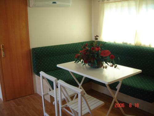 Camping Rural Presa La Vi�uela
