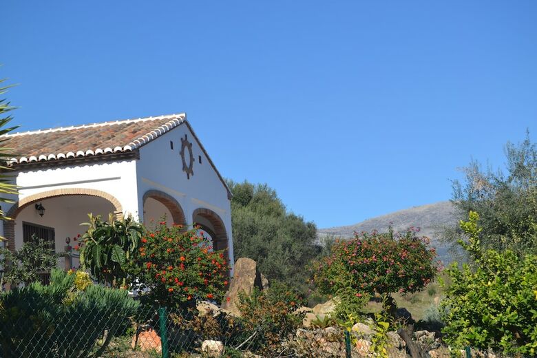 Apartamentos Alojamientos Huetor