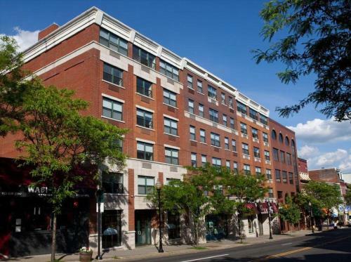 Gsa Luxury Apartments At The Monroe