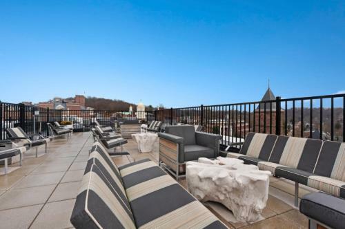 Gsa Luxury Apartments At The Monroe