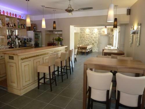 Hotel Auberge Du Vieux Lanas