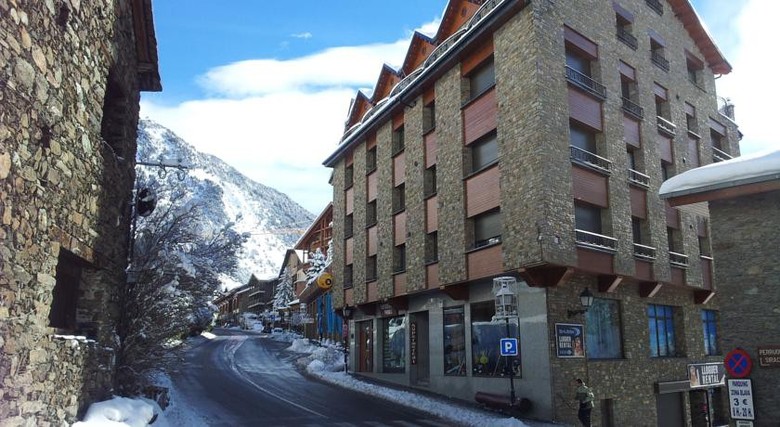 Apartaments Turistics Pirineu