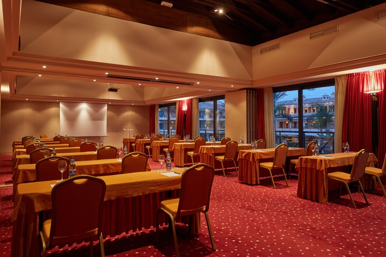 Hotel Secrets Bah�a Real Resort - Adults Only