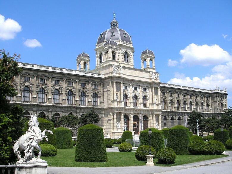 Hotel The Levante Parliament