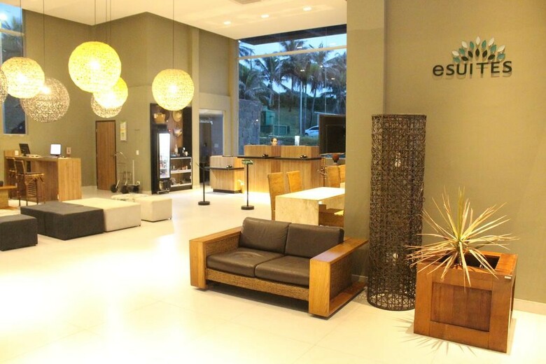 Hotel Esuites Vila Do Mar