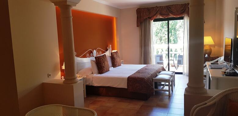 Lago Garden Apart-suites & Spa Hotel