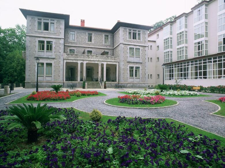 Hotel Parador de Limpias