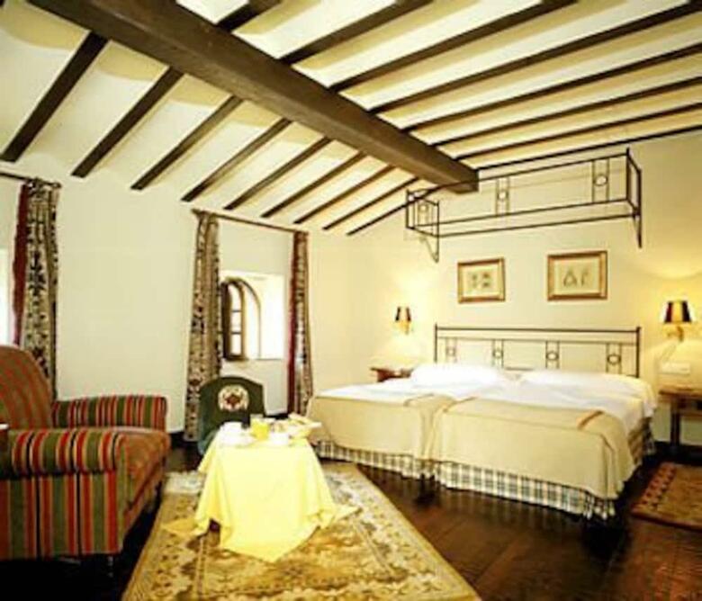 Hotel Parador De Santillana Gil Blas