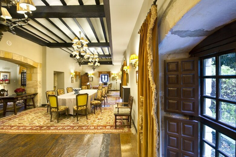 Hotel Parador De Santillana Gil Blas