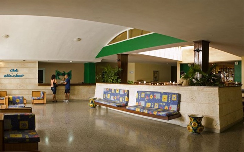 Hotel Atl�ntico
