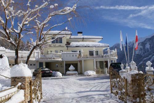 Hotel B&B Das Land-palais - Private Luxury Hideaway