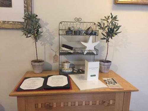 Hostal Sallyport Guest House
