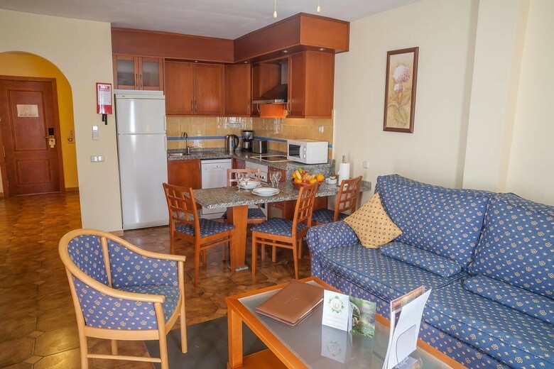 Apartamentos Sunset Harbour Club