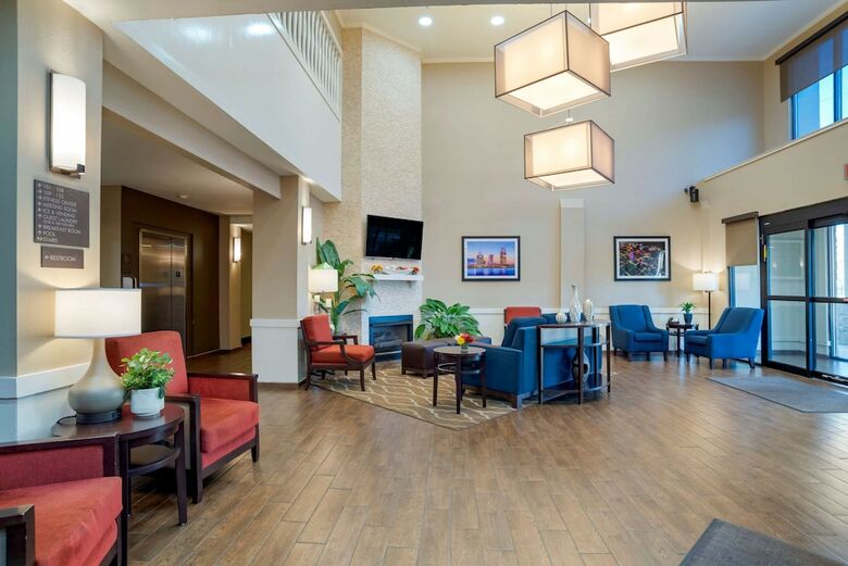 Hotel Comfort Suites Mobile East Bay