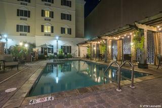 Hotel Candlewood Suites Mobile-downtown