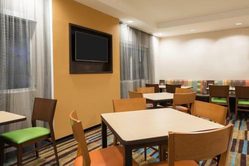 Hotel Fairfield Inn And Suites Mobile