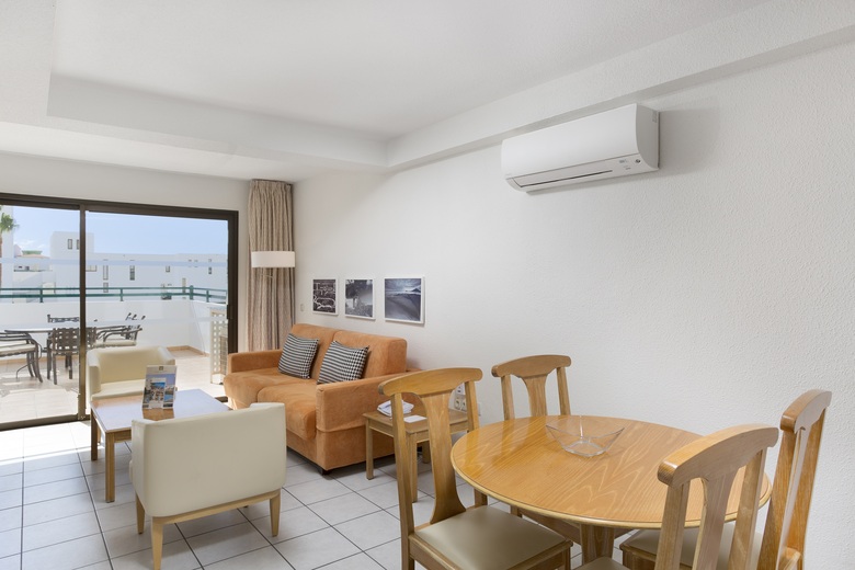 Apartamentos Sunset Bay Club