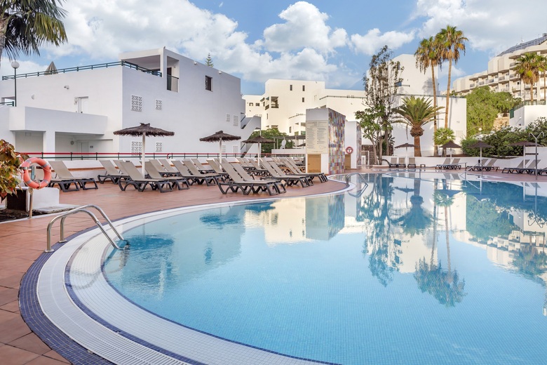 Apartamentos Sunset Bay Club