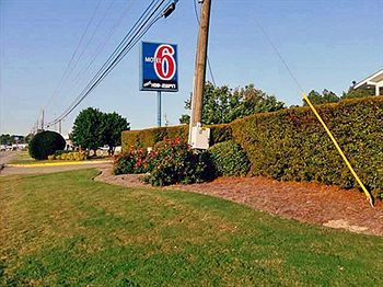 Motel 6 Montgomery - East
