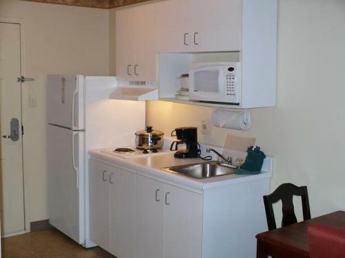 Hotel Home Towne Studios & Suites Tuscaloosa