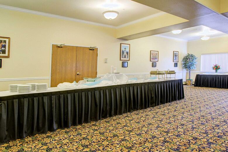 Hotel Clarion Suites Downtown Anchorage