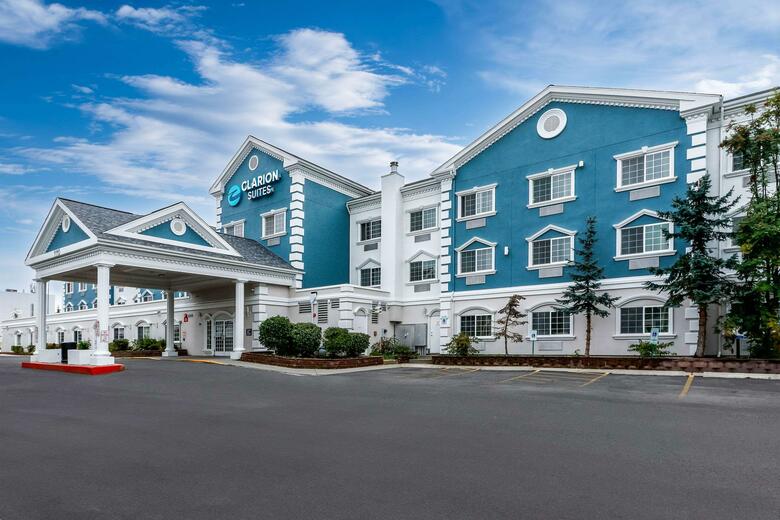 Hotel Clarion Suites Downtown Anchorage