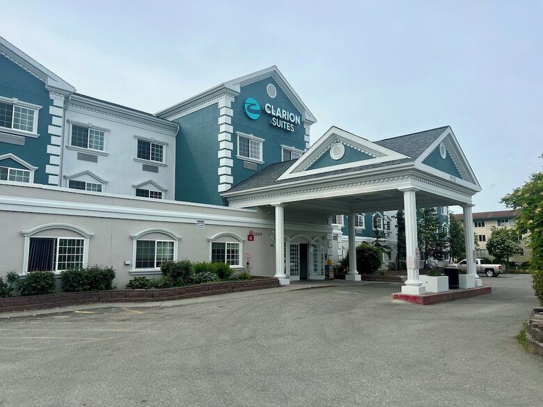Hotel Clarion Suites Downtown Anchorage