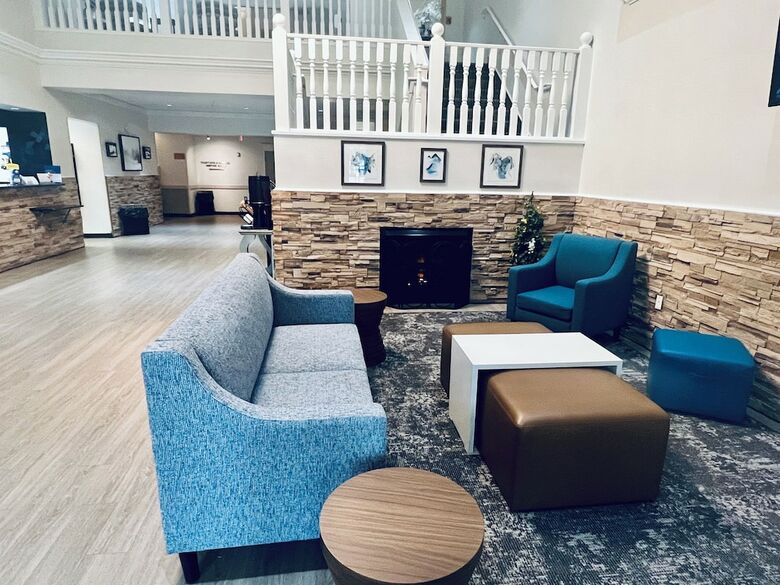 Hotel Clarion Suites Downtown Anchorage