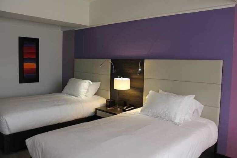 Hotel NH Bogot� Urban 26 Royal