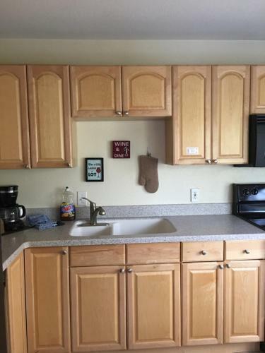 Hotel Anchorage Uptown Suites