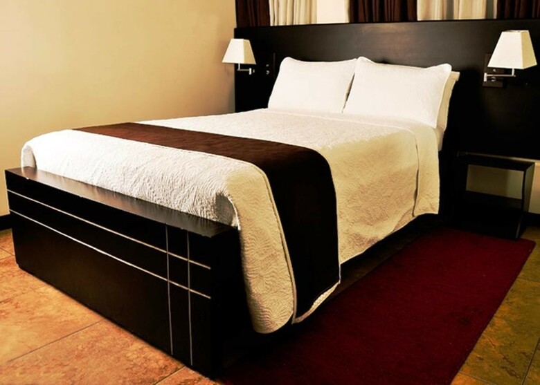 Hostal Alojate In Galer�as