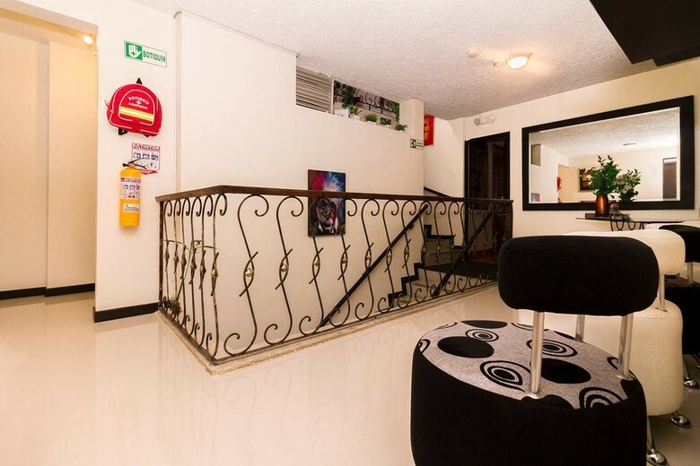 Hostal Alojate In Galer�as