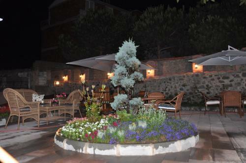 Hostal Tas Konak Hotel