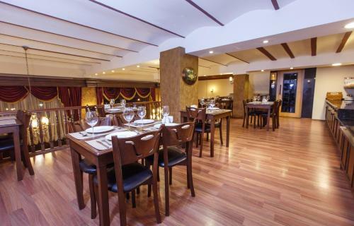 Hostal Tas Konak Hotel