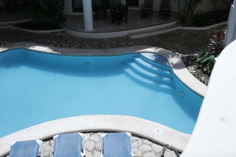 Hotel Blue Palms